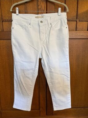 Levi's White Skinny Cropped Jeans